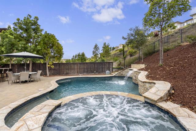 702 COSTA DEL SUR, San Marcos CA: https://media.crmls.org/mediaz/4ecde5ee-df11-455d-9f86-7eb126f88803.jpg