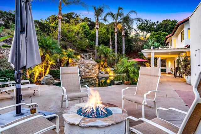 Image 8 of 39 For 7056 Del Cerro Boulevard