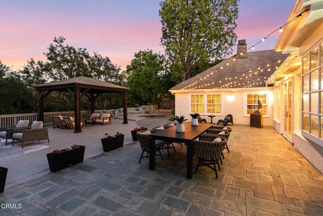 Detail Gallery Image 37 of 45 For 2596 Wallingford Dr, Beverly Hills,  CA 90210 - 4 Beds | 3/1 Baths