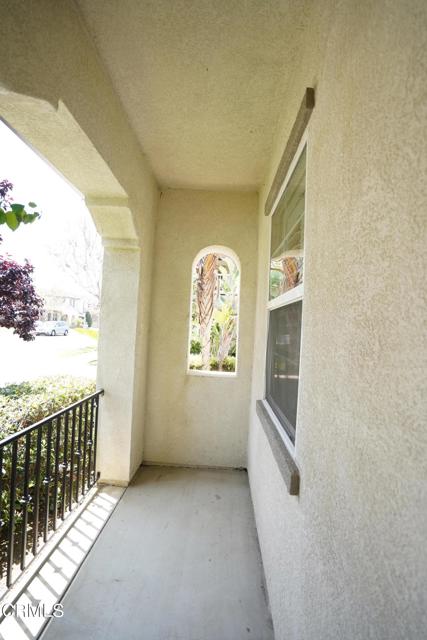 341 Spring Park Road, Camarillo CA: https://media.crmls.org/mediaz/4ed12eb1-72a7-4ddc-ac71-be8321224464.jpg