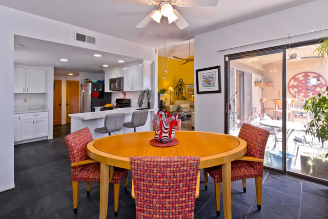 1291 Tiffany N Circle, Palm Springs CA: https://media.crmls.org/mediaz/4ed133c0-6209-4860-abad-49d5f591b656.jpg