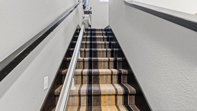 Detail Gallery Image 13 of 39 For 7810 Inception Way, San Diego,  CA 92108 - 3 Beds | 3/1 Baths