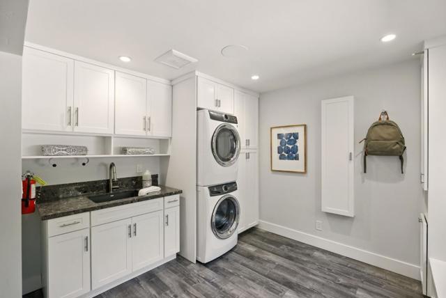 13945 Vista Regina, Saratoga CA: https://media.crmls.org/mediaz/4ed1e8ed-76e5-4e69-be02-6bcebab7e938.jpg