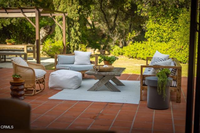 Detail Gallery Image 17 of 47 For 300 W Santa Ana St, Ojai,  CA 93023 - 5 Beds | 3/1 Baths