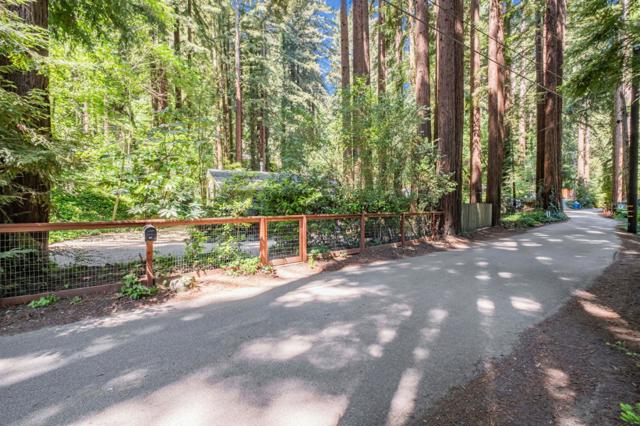 657 River Drive, Boulder Creek CA: https://media.crmls.org/mediaz/4ed221b7-f632-4687-ab03-32149948c698.jpg