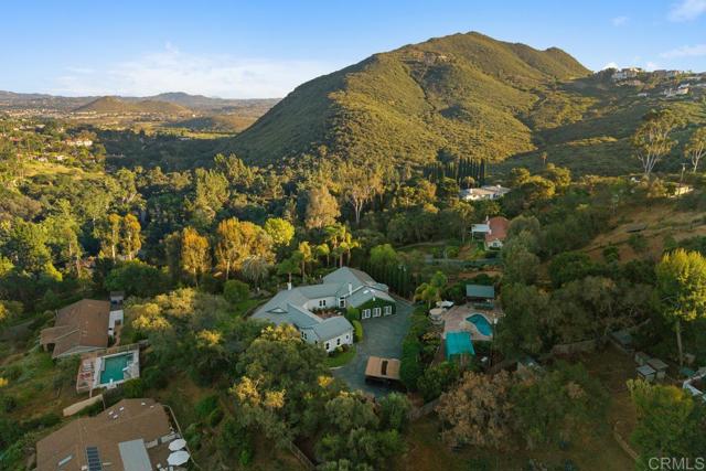 713 Quiet Hills Farm Road, Escondido CA: https://media.crmls.org/mediaz/4ed22520-1d48-453c-a5f8-3beb50ef2bd5.jpg