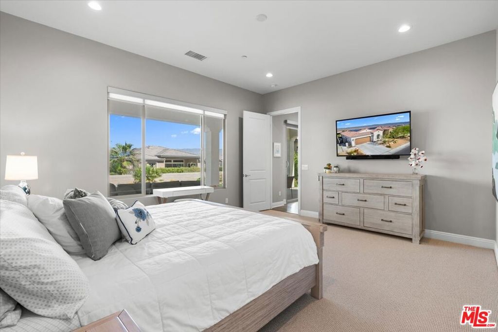 MLS #25608553 image #15