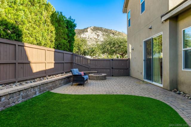 2769 Overlook Point Dr, Escondido CA: https://media.crmls.org/mediaz/4ed29692-118f-40b0-a6ec-e334d185142f.jpg