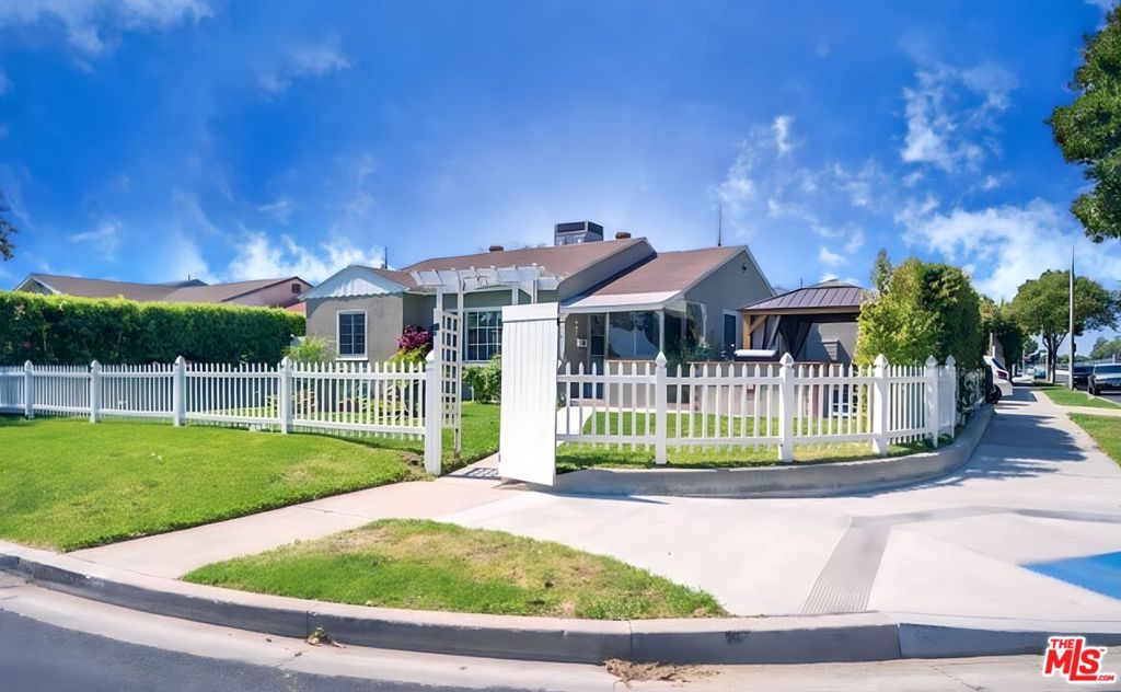 2145 N Kenwood Street, Burbank, CA 91505