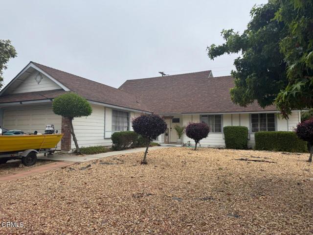 8223 Tiara Street, Ventura CA: https://media.crmls.org/mediaz/4ed3a795-a856-4b70-b87b-99cf88bd3c2d.jpg