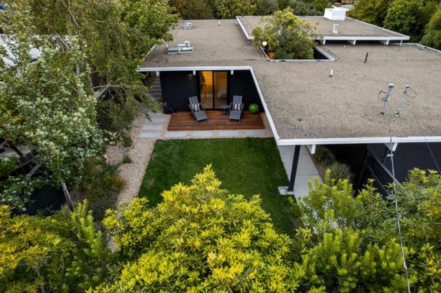 1651 Lexington, San Mateo CA: https://media.crmls.org/mediaz/4ed44524-9757-4f03-b780-29a111f890ec.jpg