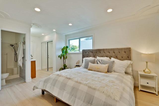 764 4th Avenue, Redwood City CA: https://media.crmls.org/mediaz/4ed627e2-e3b9-491f-9614-c6584fe83adb.jpg