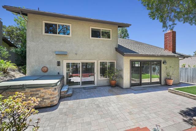 9574 Paseo Montril, San Diego CA: https://media.crmls.org/mediaz/4ed6cd93-e1c8-4c83-88ca-ab09569ae493.jpg
