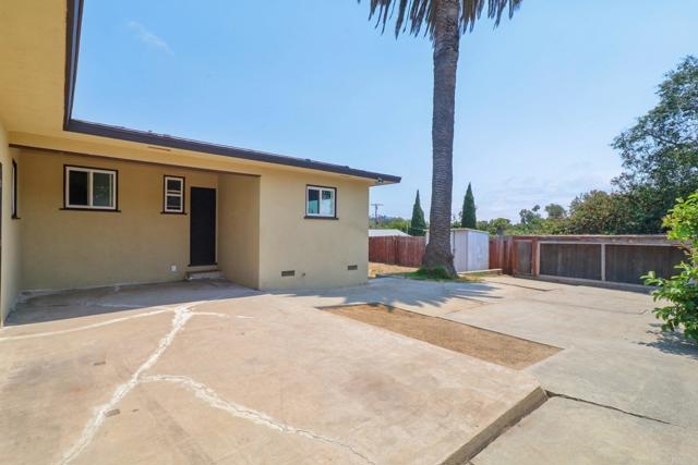Detail Gallery Image 25 of 31 For 915 Crest View Rd, Vista,  CA 92081 - 3 Beds | 2 Baths
