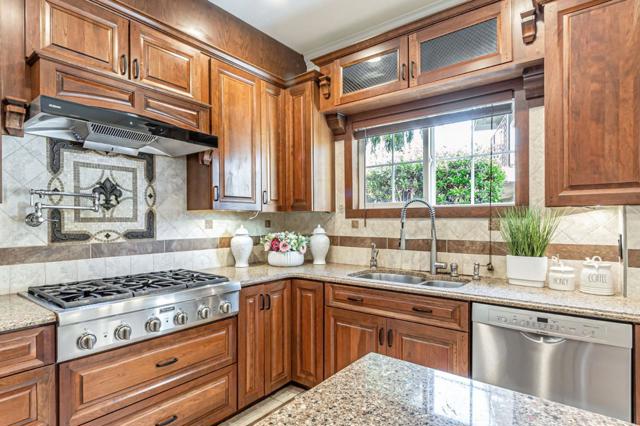 Image 13 of 54 For 2064 Alameda Way