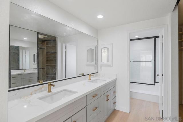 777 Erie Cir N, Milpitas CA: https://media.crmls.org/mediaz/4ed778e6-ec46-43fd-bc19-bb90bcf0f194.jpg
