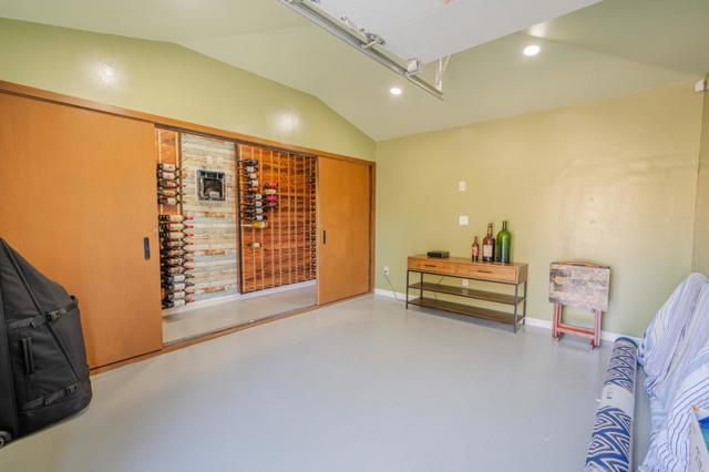 25 Adeline Drive, Walnut Creek CA: https://media.crmls.org/mediaz/4ed84f09-7d69-41c0-80da-8c757a158254.jpg