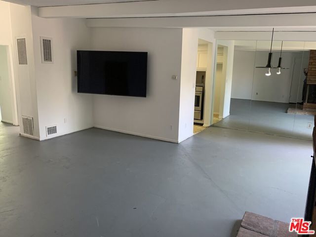1021 HILL Street, 5 photo 6