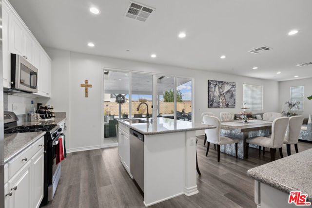 Image 28 of 31 For 6625 Ardmore Court