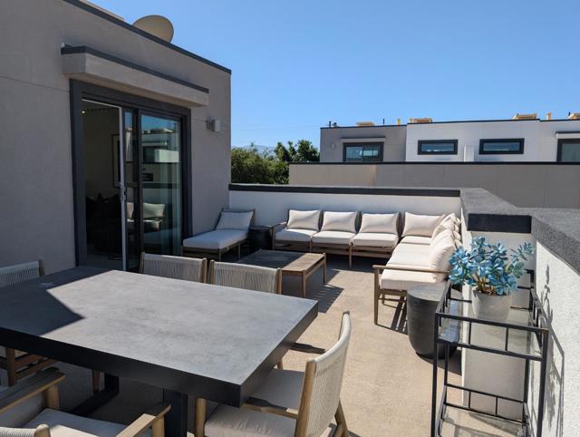 11240 Cottonwood Place, Saratoga CA: https://media.crmls.org/mediaz/4ed8a261-1fb6-404f-b83f-89ea39c5ebef.jpg