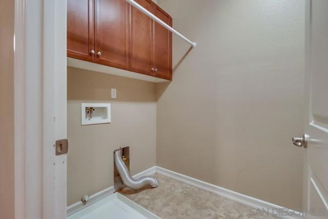 1715 Rolling Water Dr, Chula Vista CA: https://media.crmls.org/mediaz/4ed944f0-95ea-4edf-919a-2ed8c839e7a5.jpg
