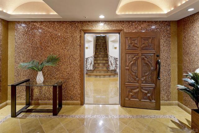 100 Harbor Dr, San Diego CA: https://media.crmls.org/mediaz/4ed97a47-735b-4798-8c1a-7caed67af5e2.jpg