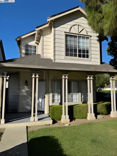 6221 Potrero Dr, Newark CA: https://media.crmls.org/mediaz/4ed9e647-178c-4edc-a80d-6b6de93a99e3.jpg