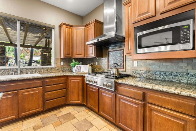 Detail Gallery Image 21 of 75 For 1799 Camden Pl, San Marcos,  CA 92069 - 4 Beds | 4/1 Baths