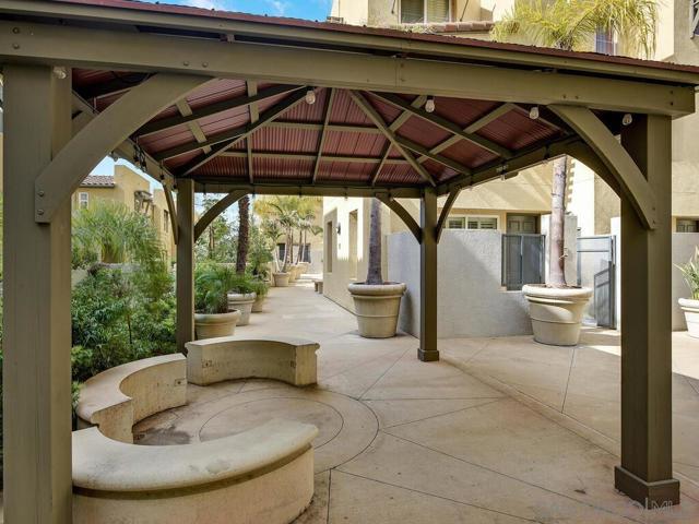 7725 El Cajon Blvd, La Mesa CA: https://media.crmls.org/mediaz/4edb9f0f-dfe4-449b-8db9-0821dfe7c010.jpg