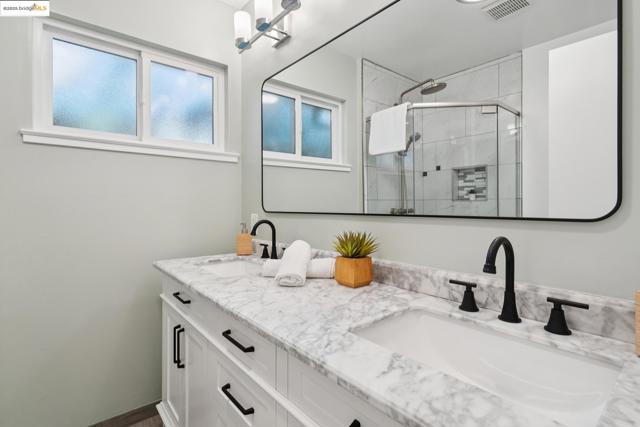 6827 Ridgewood Dr., Oakland CA: https://media.crmls.org/mediaz/4edc00fb-19fe-4e4b-8d38-069547e35154.jpg