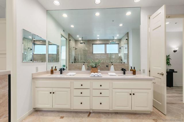 14231 Fox Run Row, San Diego CA: https://media.crmls.org/mediaz/4edce1ba-e298-4704-9d49-a4c22ae7fc7f.jpg