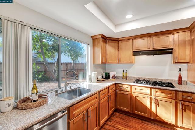 19 Marques Pl, Danville CA: https://media.crmls.org/mediaz/4edded67-4acc-4700-8bdf-9b960d433518.jpg