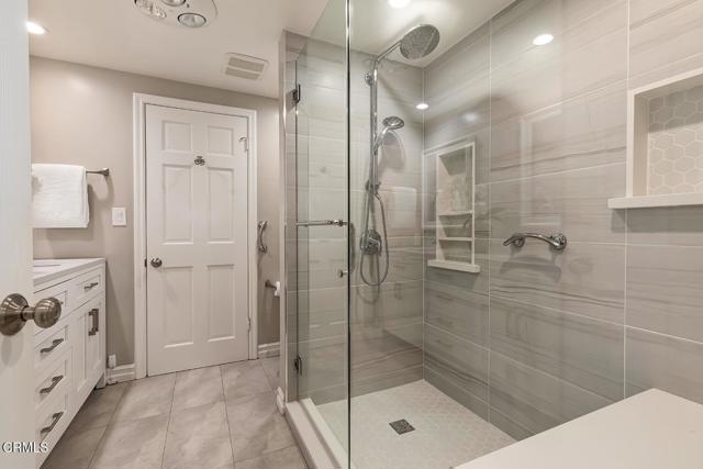 423 Lakeview Road, Pasadena CA: https://media.crmls.org/mediaz/4ede1d54-040f-44e6-848d-905311ad3408.jpg
