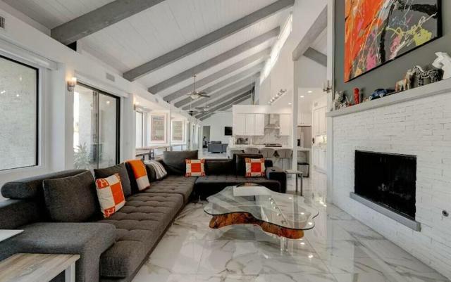 135 Desert W Drive, Rancho Mirage CA: https://media.crmls.org/mediaz/4edeef4c-34a0-4d1a-badd-3207e05e9fe9.jpg