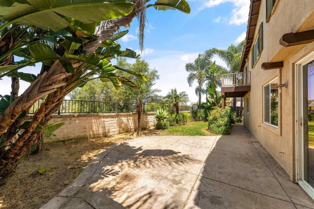 1049 Boulder, Oceanside CA: https://media.crmls.org/mediaz/4edfe843-3600-4a93-8bd8-f96aa2978a24.jpg