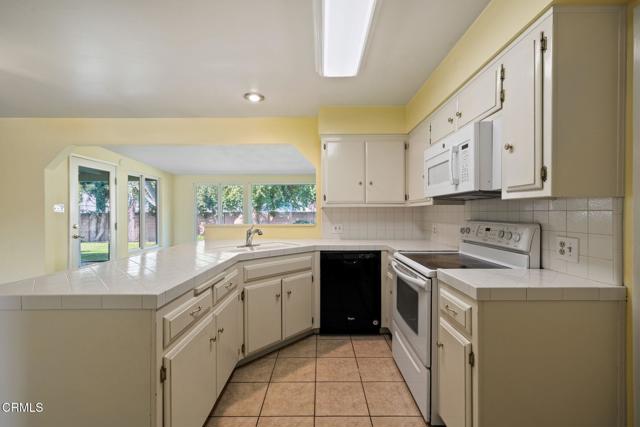 Detail Gallery Image 22 of 59 For 5808 Indian Wells Ave, Bakersfield,  CA 93309 - 2 Beds | 2 Baths