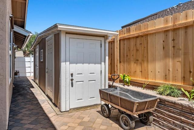 13874 Amber Sky Ln, San Diego CA: https://media.crmls.org/mediaz/4ee27fd0-a951-4a23-808d-42c9517468c1.jpg