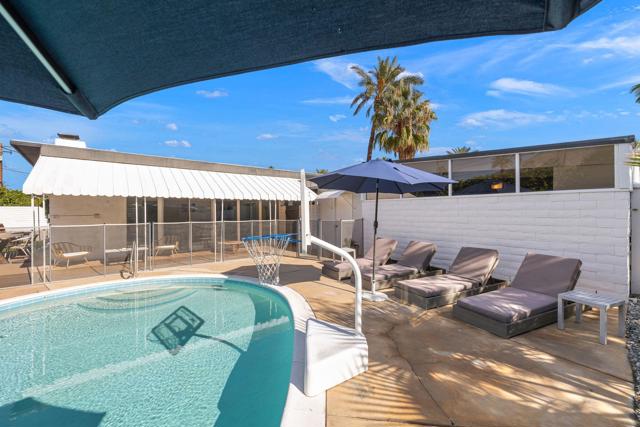 2211 N Starr Road, Palm Springs CA: https://media.crmls.org/mediaz/4ee2ad23-bb90-4790-8a7c-295283d66ba6.jpg