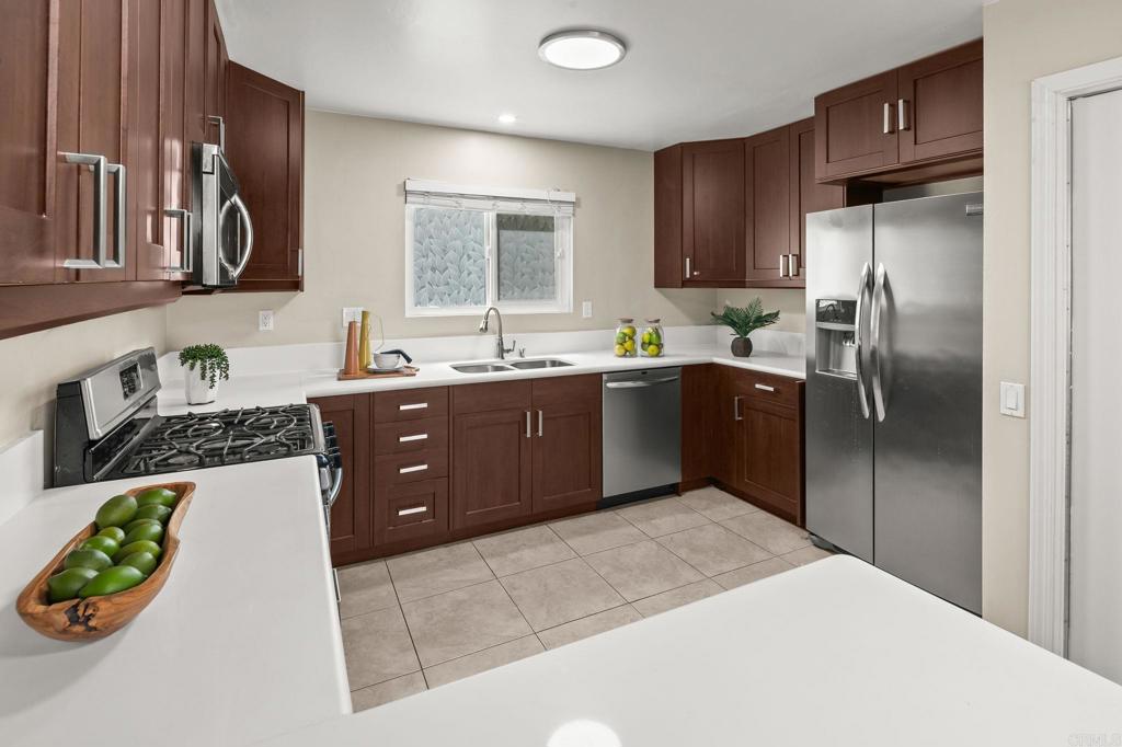 1641 31st Street - photo 5