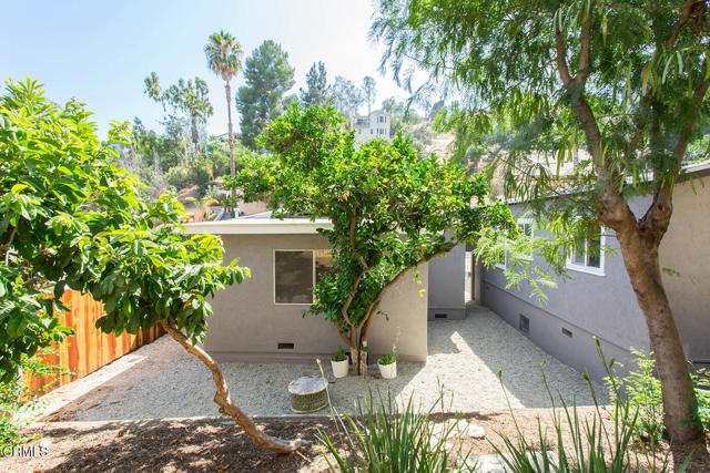 Detail Gallery Image 18 of 25 For 447 James St, Los Angeles,  CA 90065 - 2 Beds | 1 Baths