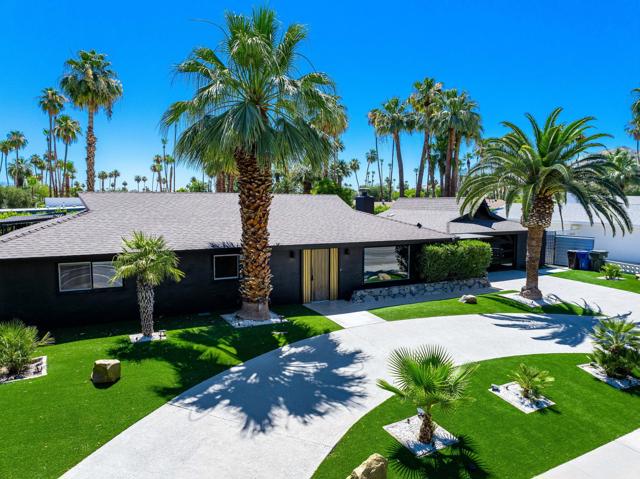 1322 S Farrell Dr, Palm Springs, CA 92264