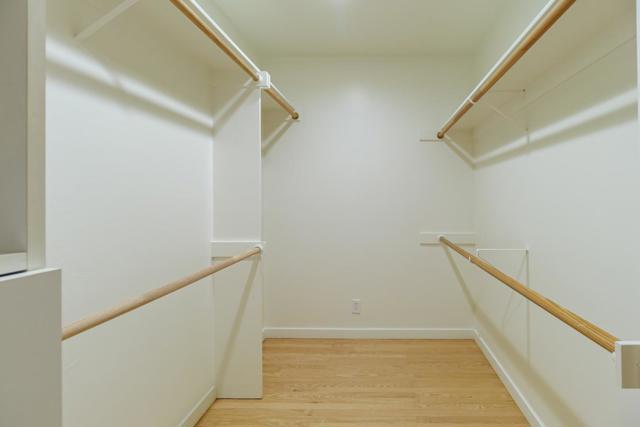 225 N Almenar Drive,  CA: https://media.crmls.org/mediaz/4ee60c6c-7835-4dfd-87af-d211c9fec3db.jpg