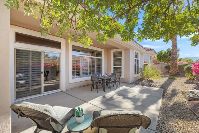 37261 Mojave Sage Street, Palm Desert CA: https://media.crmls.org/mediaz/4ee67f07-9046-44df-a55a-115cf9aa1823.jpg
