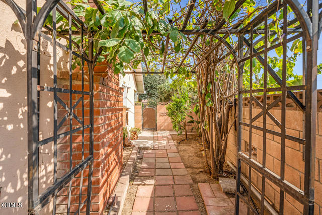 Detail Gallery Image 37 of 46 For 13941 Tyler St, Los Angeles,  CA 91342 - 4 Beds | 2 Baths