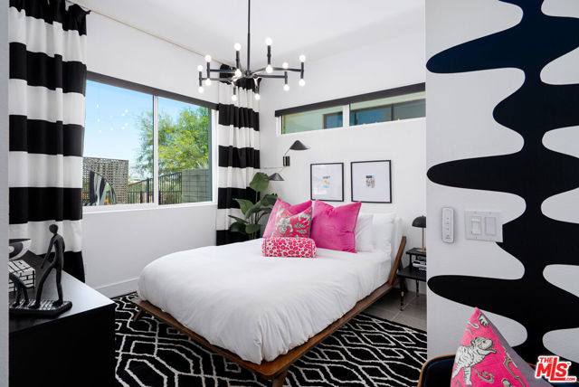 400 Fountain Drive, Palm Springs CA: https://media.crmls.org/mediaz/4ee6aac5-d290-44cd-b297-dd1fe23dfee3.jpg