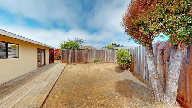 1127 Montecito Circle, Salinas CA: https://media.crmls.org/mediaz/4ee6f4f7-ae39-40de-85a8-a6b57e75ea67.jpg