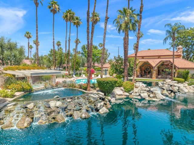 130 Willow Lake Drive, Palm Desert, CA 92260