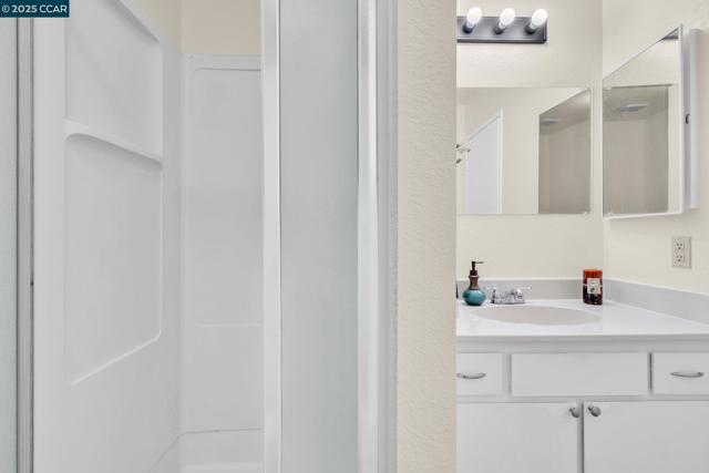 3641 Clayton Rd, Concord CA: https://media.crmls.org/mediaz/4ee8d097-c38e-4564-b22c-0d756716c1a0.jpg