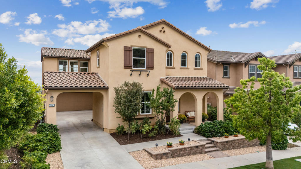 644 E Mandevilla Way