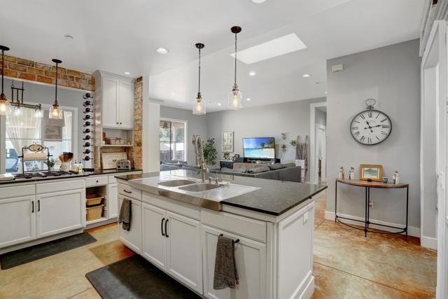 Image 19 of 55 For 1541 Santa Margarita Drive